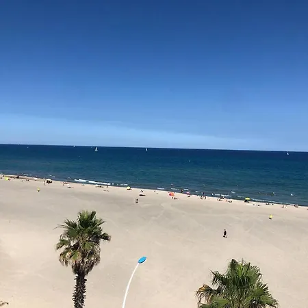 Avec Terrasse Spacieuse A 300m De La - Fr-1-833-28 *